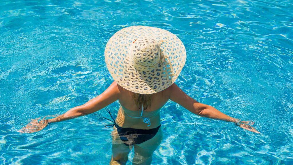 Descubre Cómo banarse en la piscina con la regla sin tampón